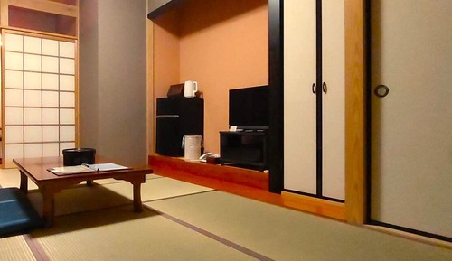 Standard Japanese-Style Room