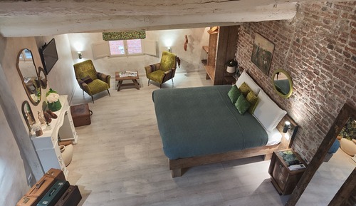 Deluxe Quadruple Room, 1 Bedroom (Green Room)