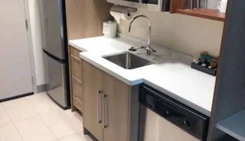 Studio, 2 Queen Beds, Accessible, Bathtub (Mobility & Hearing)