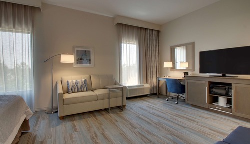 Room, 1 King Bed, Accessible, Bathtub