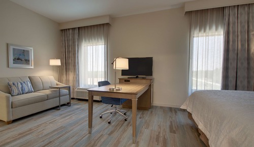 Studio, 1 King Bed, Accessible (Hearing)