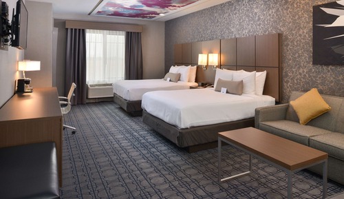 Standard Room, 2 Queen Beds, Accessible, Bathtub