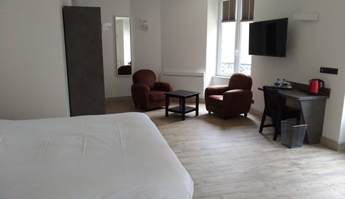 Deluxe Triple Room