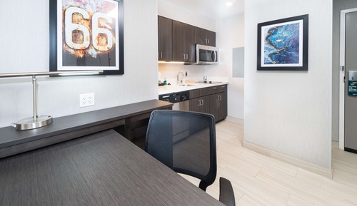 Studio, 2 Queen Beds, Accessible (Hearing)