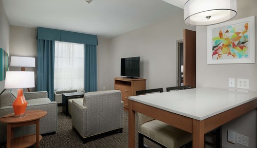Suite, 1 King Bed, Accessible (Hearing)