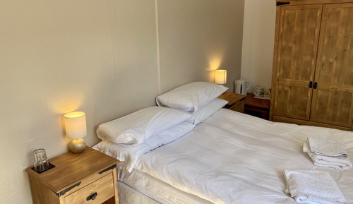 Double Room (Room 3)