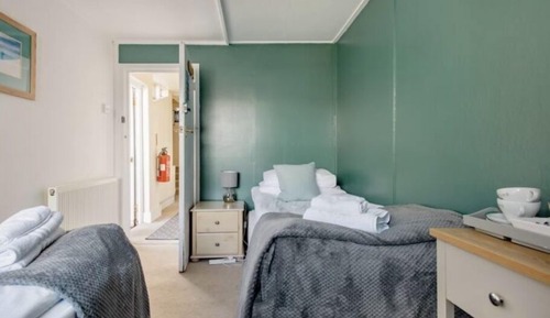 Twin Room (Room 1)
