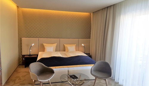 Exclusive Double Room, 1 King Bed, Accessible