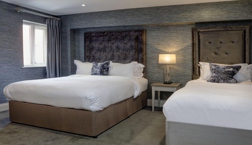 Deluxe Room, Multiple Beds, Non Smoking