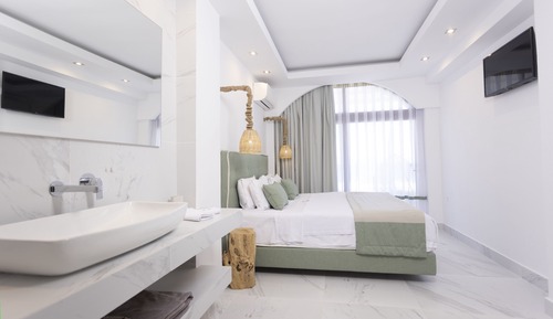 Grand Suite, 3 Bedrooms, Private Pool, Pool View