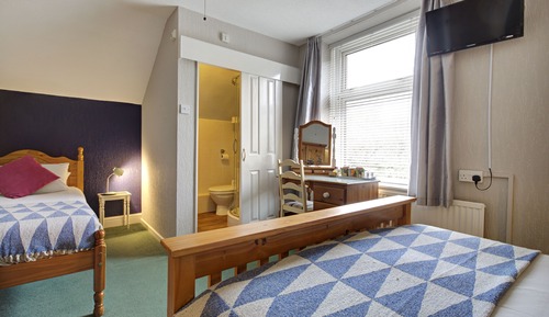 Suite, Ensuite