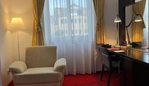 Superior Double Room, 1 King Bed, Accessible, City View