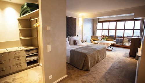 Apartment, Balcony