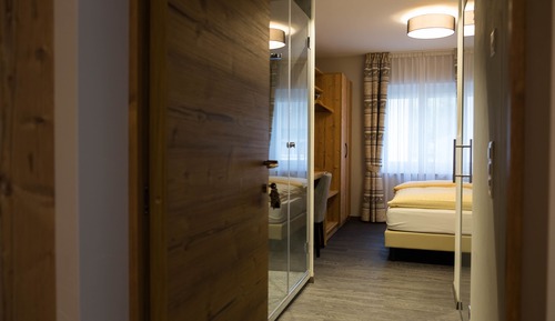Grand Apartment, 2 Bedrooms (Sassalbo)