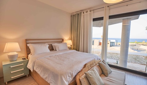 Luxury Villa, 2 Bedrooms, Kitchen, Sea View