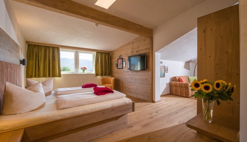 Suite, Mountain View