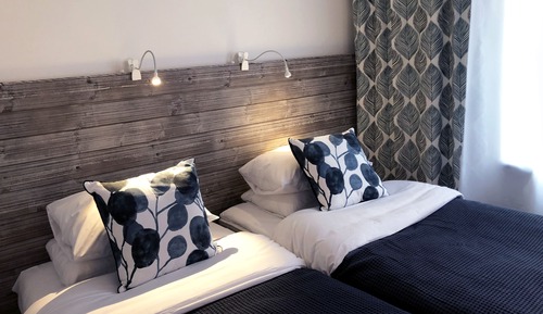 Senior Double Room, 2 Twin Beds