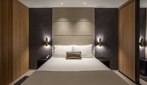 Deluxe Studio Suite