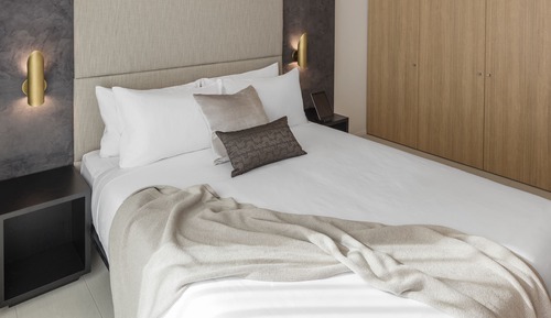 Premier 1 Bedroom Suite