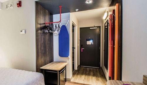 Room, 2 Queen Beds, Accessible (Hearing)