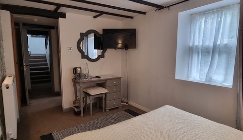 Double Room (Room 2)