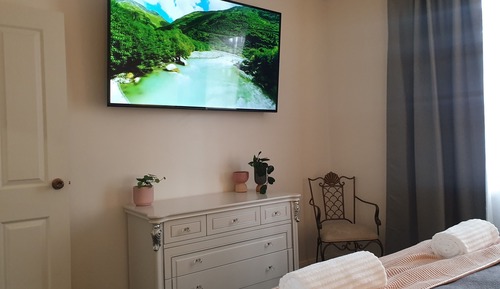 Brook Cottage, Honeymoon Villa 