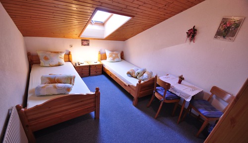 Apartment (Seekar)