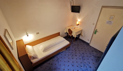 Economy Single Room, 1 Twin Bed, Non Smoking, Mountainside