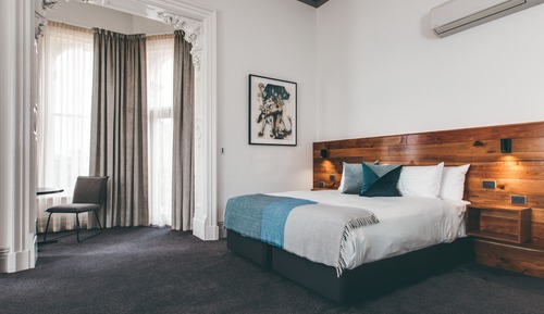 Hunter Suite