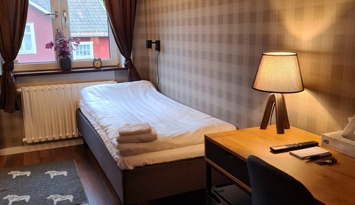 Standard Single Room, Shared Bathroom