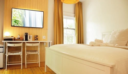 Classic Room, 1 King Bed