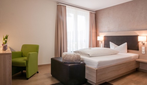 Single Room, Accessible