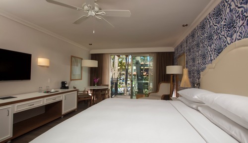 Junior Suite Hacienda King Pool View 