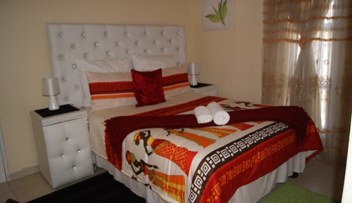 Exclusive Duplex, 1 Bedroom, Garden View, Garden Area