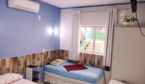 Standard Triple Room (ar condicionado)