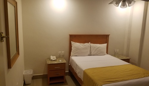 Single Room, 1 Double Bed