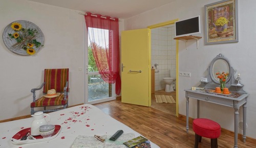 Triple Room (Tournesol)