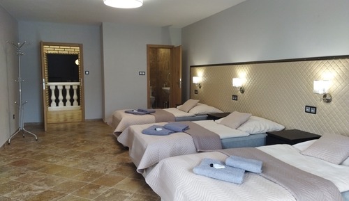 Comfort Triple Room