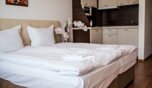 Studio, Partial Sea View