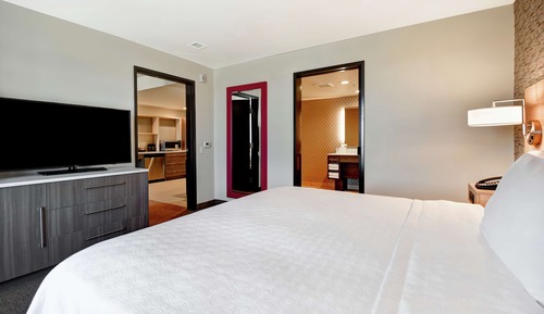Suite, 1 Bedroom, Accessible (Transfer Shower)