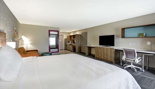 Studio, 1 King Bed, Accessible (Hearing)