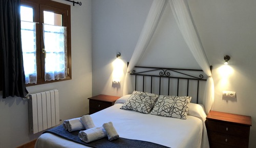 Apartment, Multiple Bedrooms