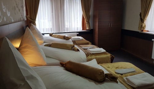 Triple Room, 3 Twin Beds