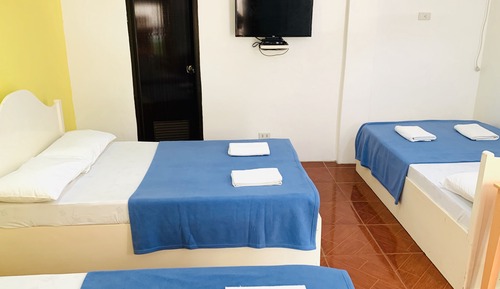 St. John - Deluxe Family Room