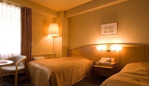 Twin Room with Bath, Non Smoking