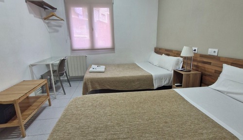 Triple Room, Shared Bathroom