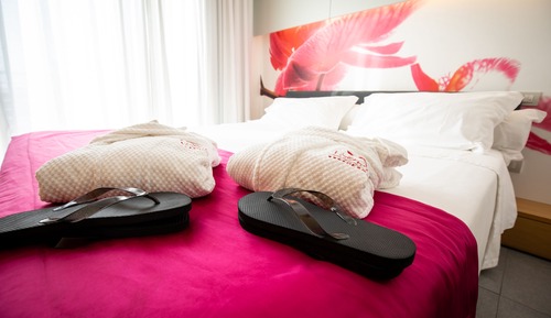 Family Suite, 2 Bedrooms, 2 Bathrooms, Sea View