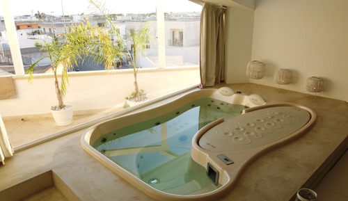 Luxury Triple Room