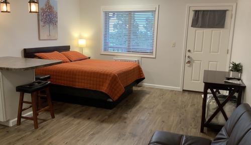 Studio, Multiple Beds