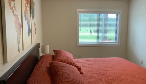 Family Room, 2 Bedrooms